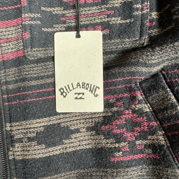 NWT Billabong Barlow Sherpa Shacket Black Red Southwest Boho Men’s L Retail $140 - Picture 2 of 7